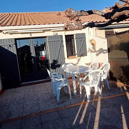 résidence les amandines Gruissan Exterior foto